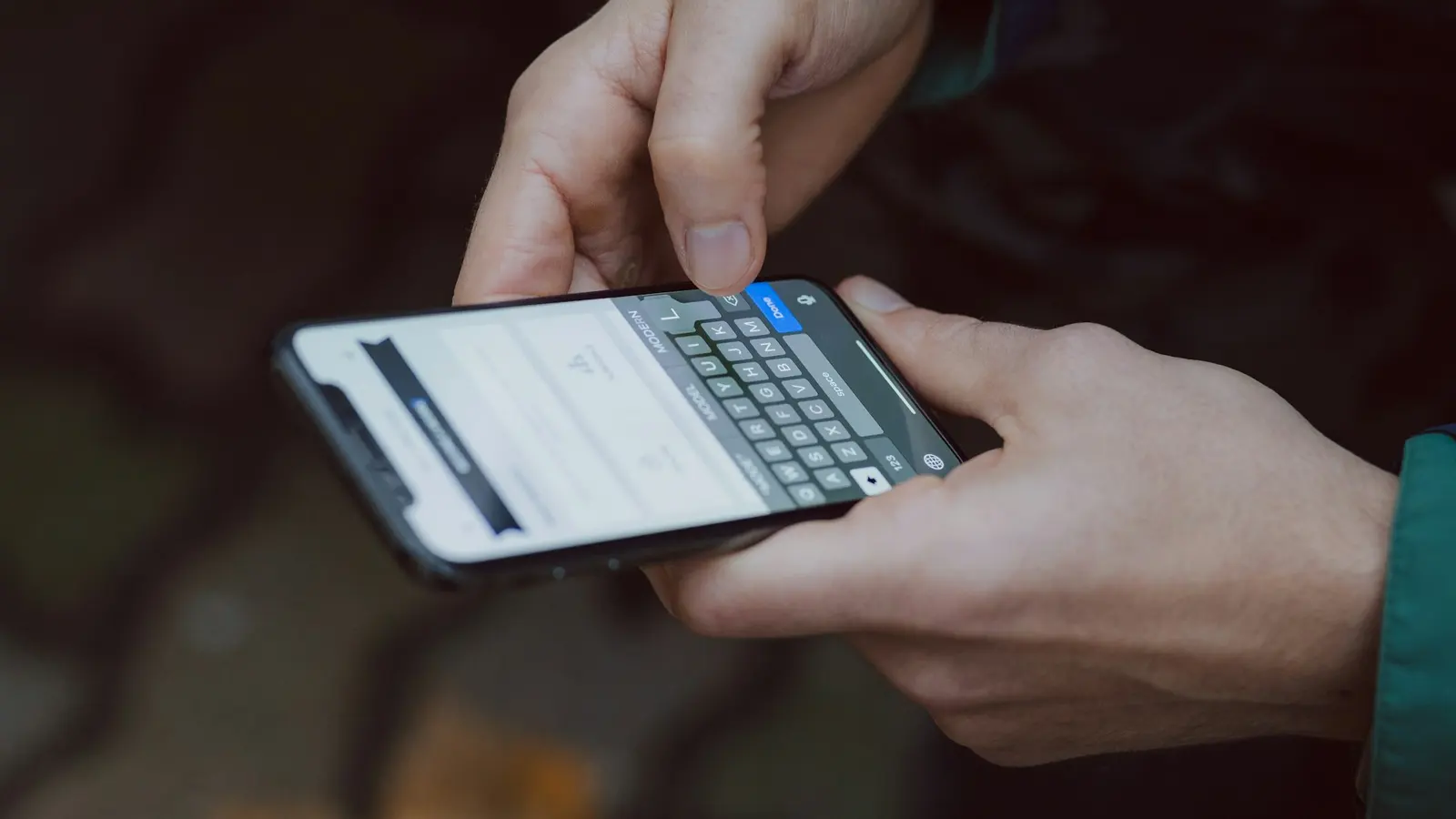 Most landing page visitors arrive on a phone. Photo by freestocks on Unsplash